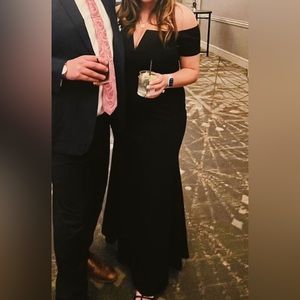 LULUS long black off the shoulder dress size XL